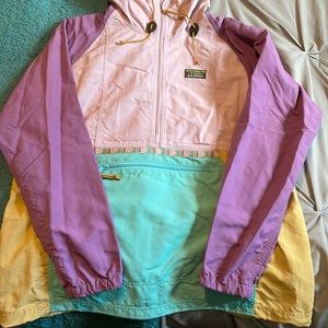 L.L bean windbreaker